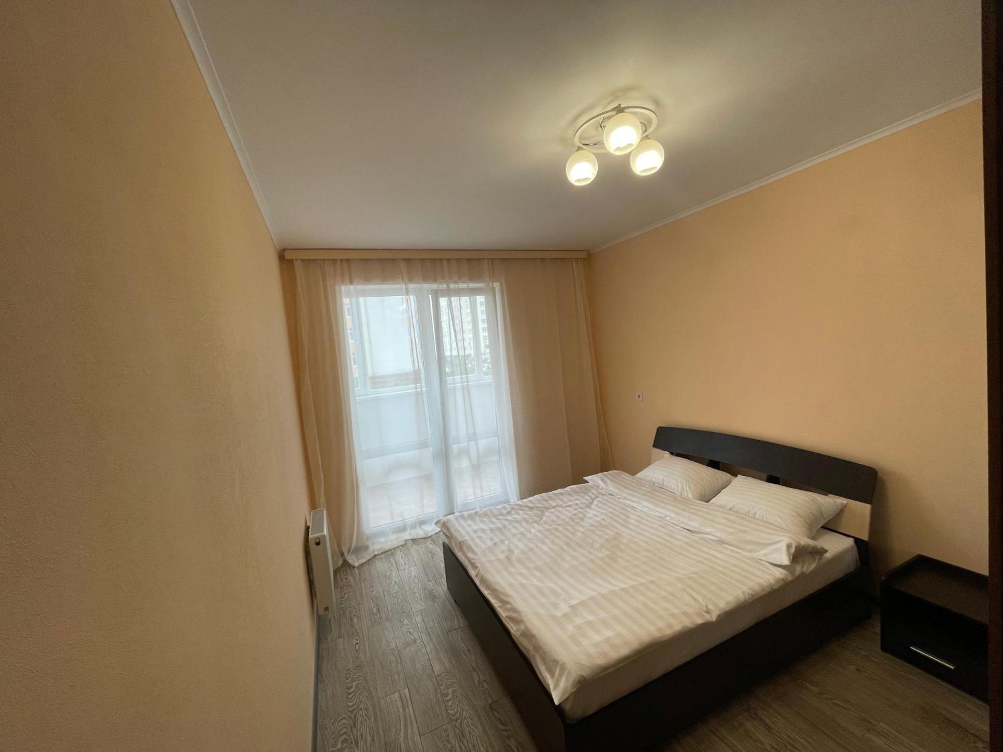 Apartment Voskresenska 18 , Парковые Озера Kijów Zewnętrze zdjęcie