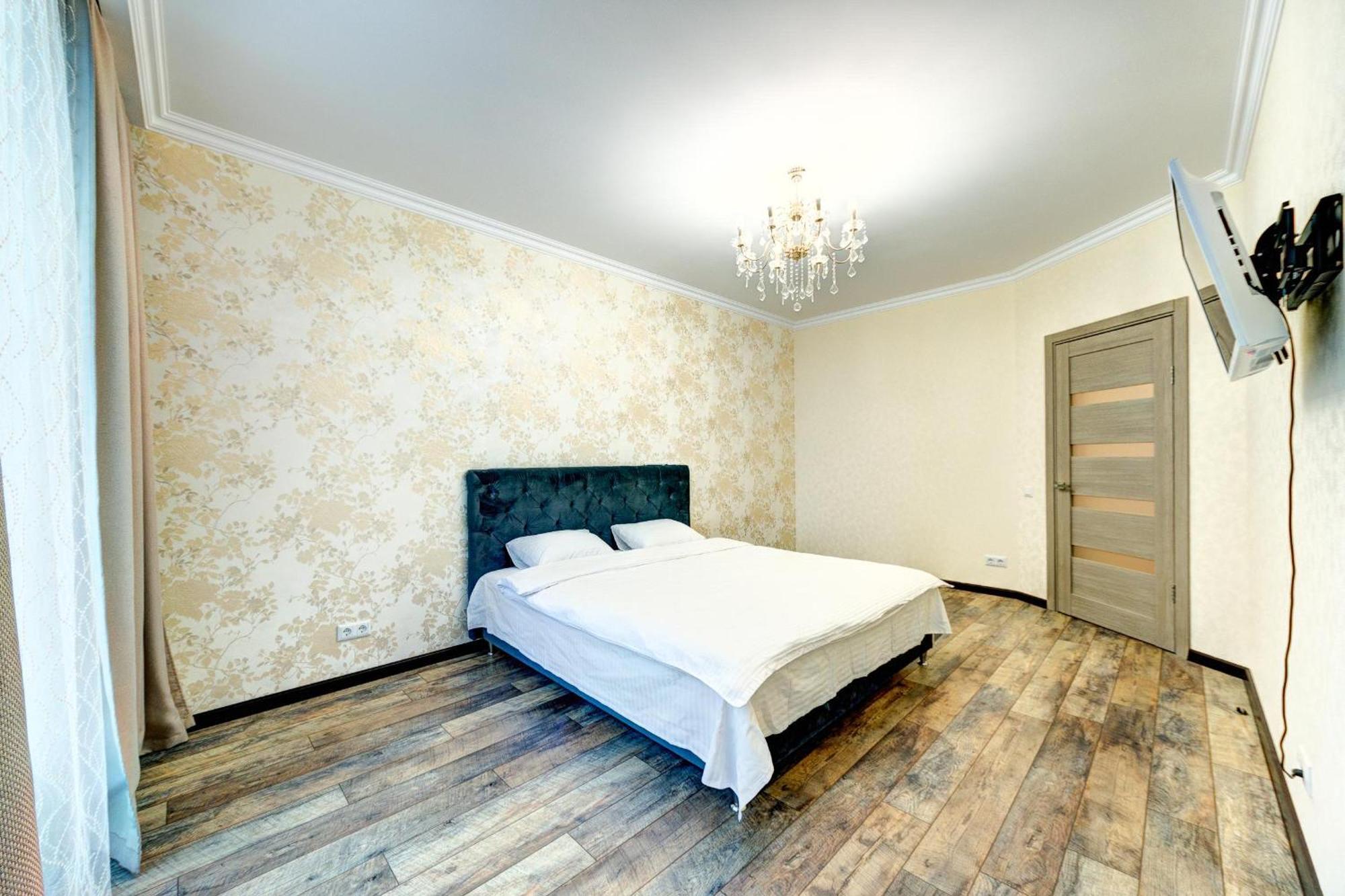Apartment Voskresenska 18 , Парковые Озера Kijów Pokój zdjęcie