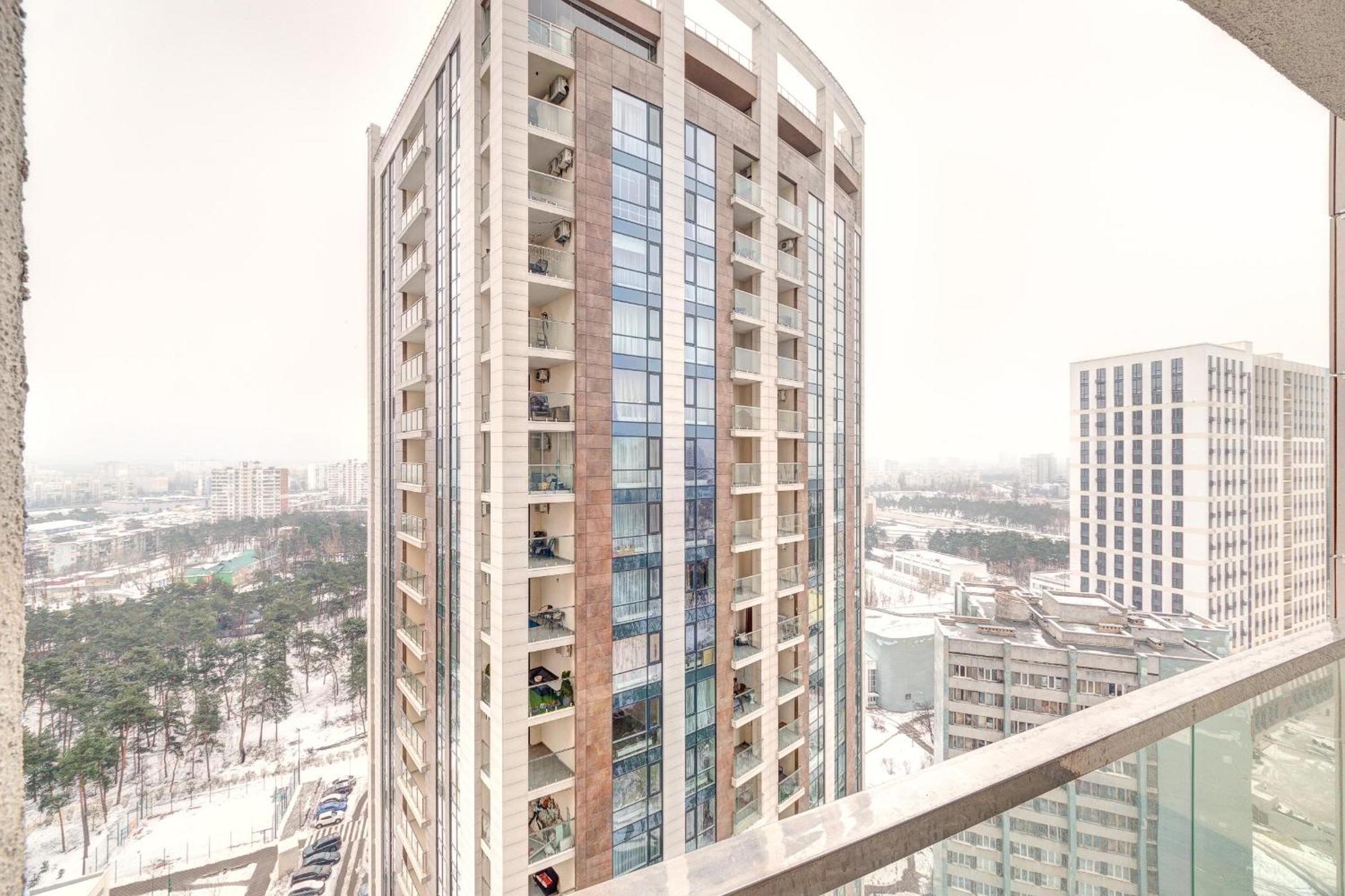 Apartment Voskresenska 18 , Парковые Озера Kijów Pokój zdjęcie